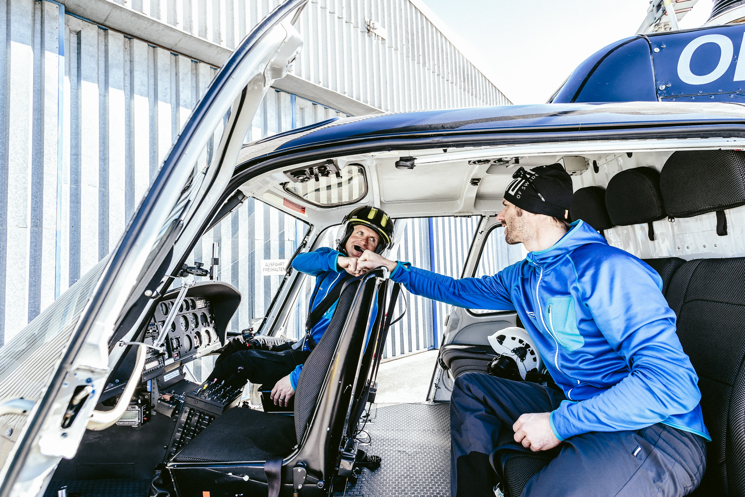 Peak heli service | Helikopter fliegen | Hubschrauber fliegen, PEAKHELISERVICE 102